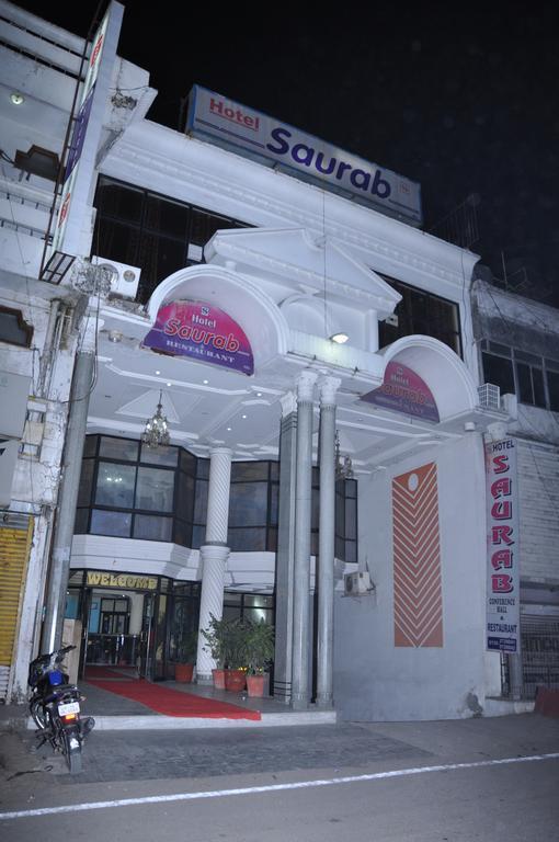 Hotel Saurab Дехрадун Екстериор снимка